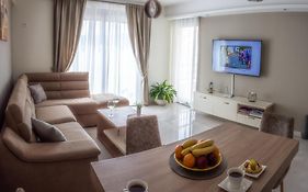 Ralux Apartman Tivat